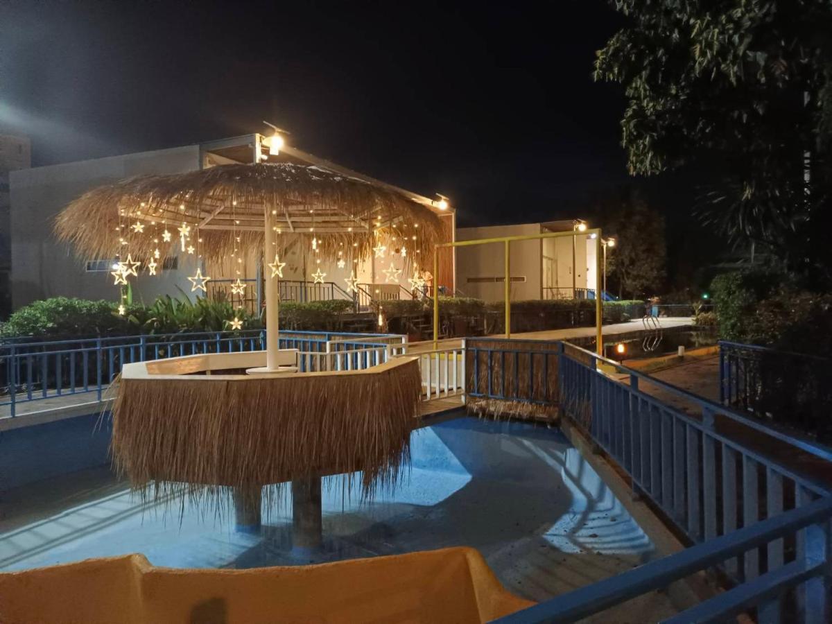Lg Lemon Grass Hotel Na Chom Thian Ngoại thất bức ảnh