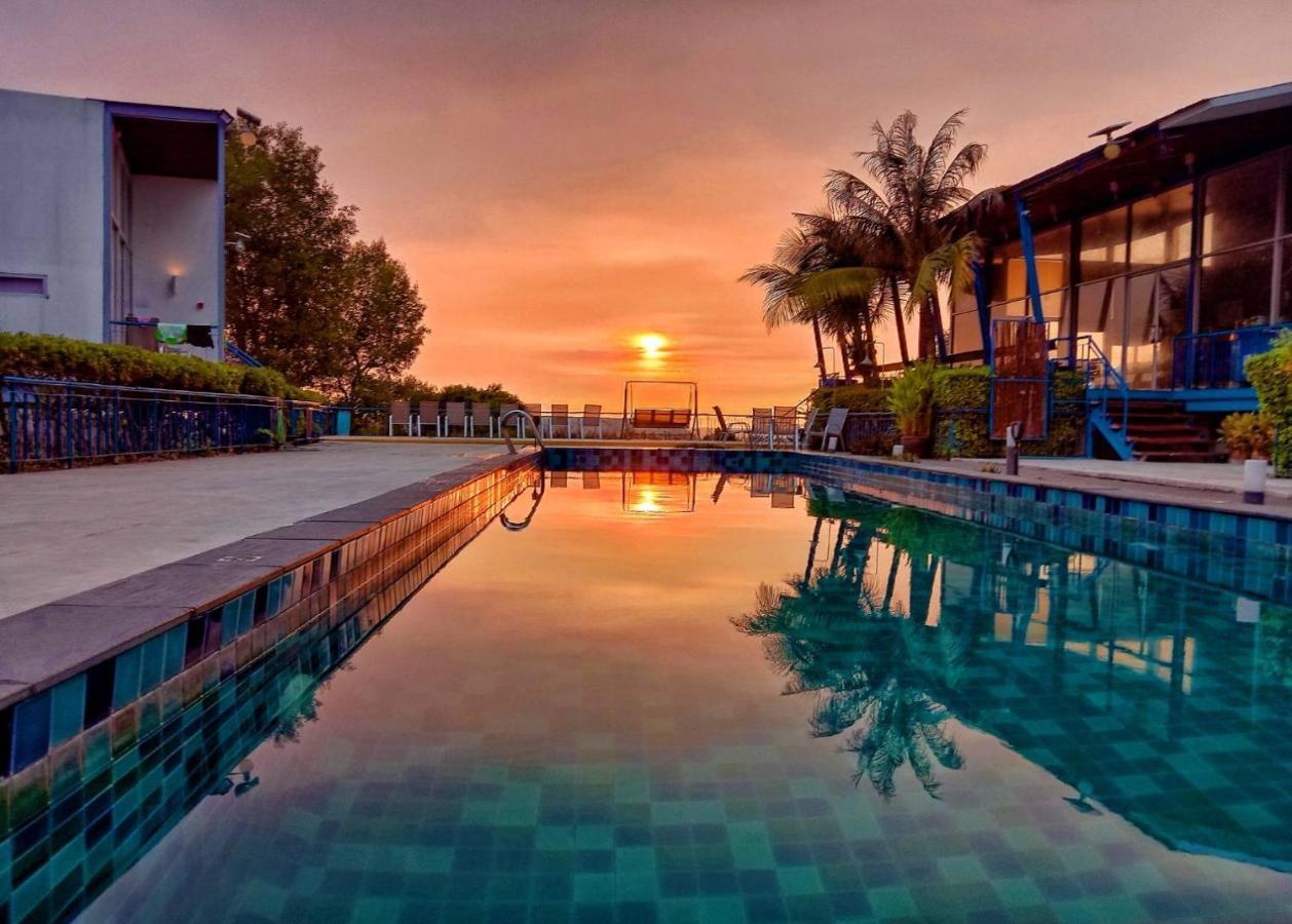 Lg Lemon Grass Hotel Na Chom Thian Ngoại thất bức ảnh