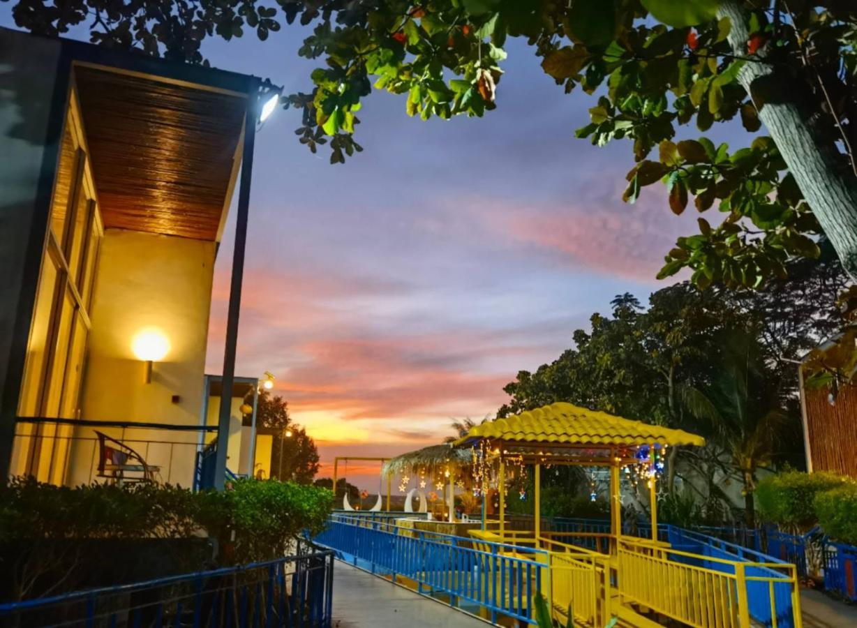 Lg Lemon Grass Hotel Na Chom Thian Ngoại thất bức ảnh