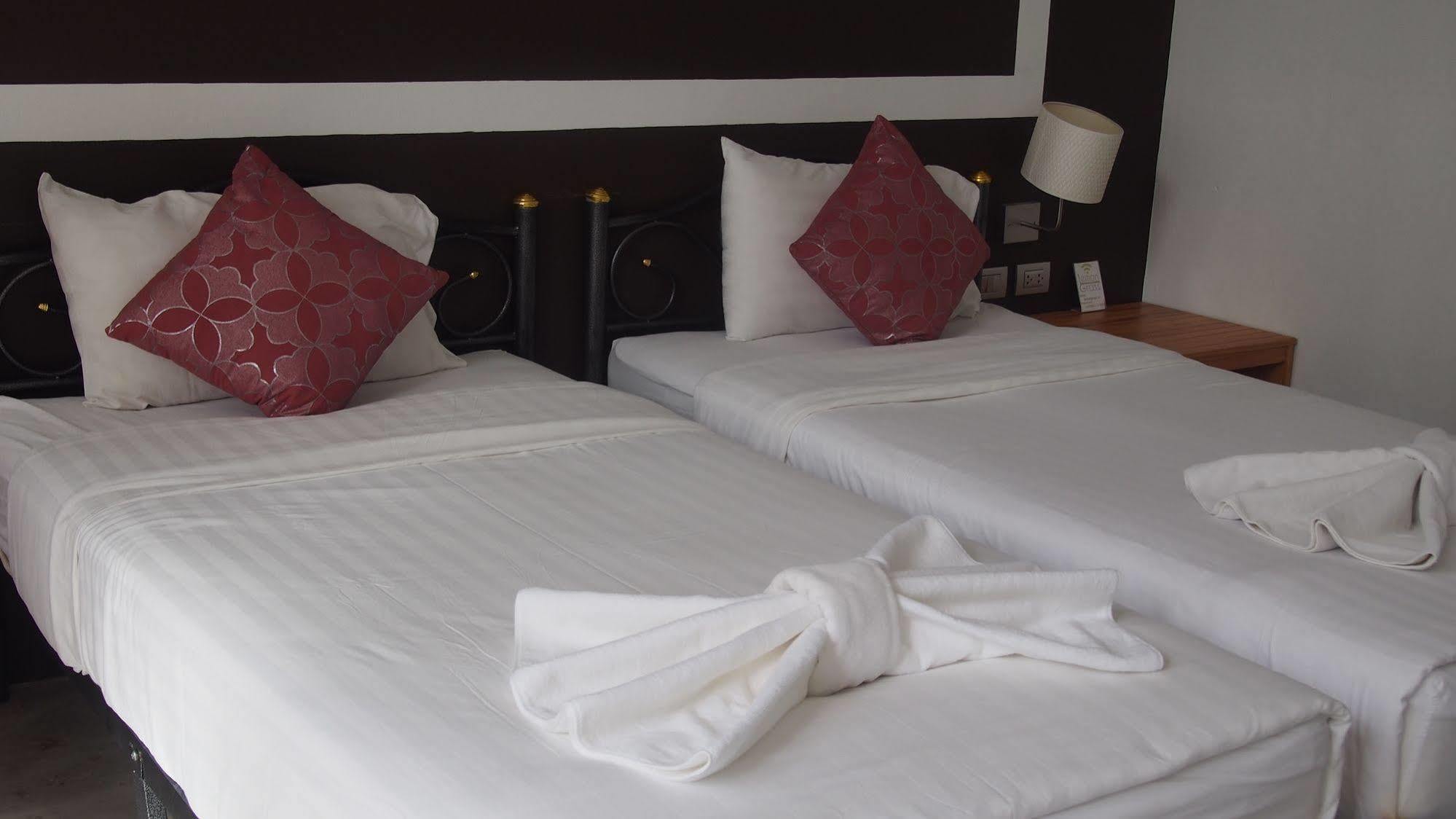 Lg Lemon Grass Hotel Na Chom Thian Ngoại thất bức ảnh